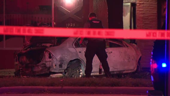 Milwaukee fatal crash, fire; teen dead, 2 officers injured