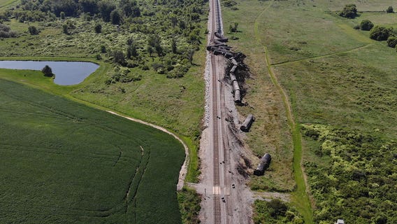 Dodge County train derailment west of Reeseville; 30+ cars derailed