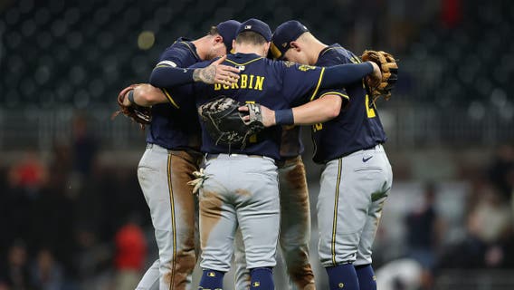 Brewers beat Braves, improving best record in majors