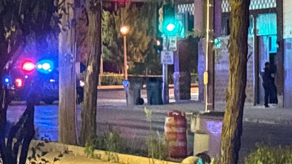 Milwaukee police tactical situation near 35th and Fond du Lac