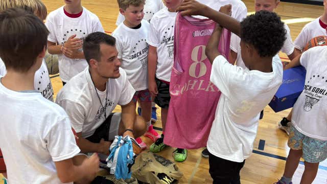 Pewaukee native Jack Gohlke hosts summer basketball camps for kids