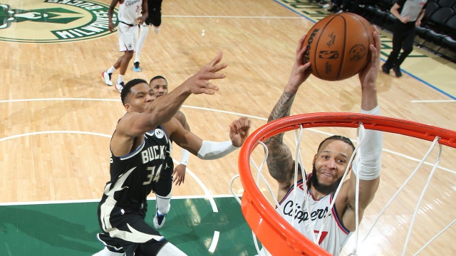 Milwaukee Bucks officially sign Amir Coffey, team announces