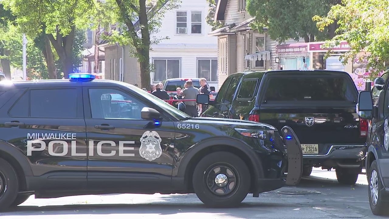 Milwaukee police investigation near 20th and Lapham