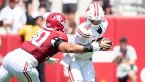 Wisconsin Badgers lose at Alabama, struggle to find rhythm