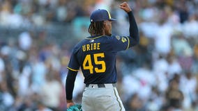 Milwaukee Brewers clinch MLB's best record, top seed of postseason