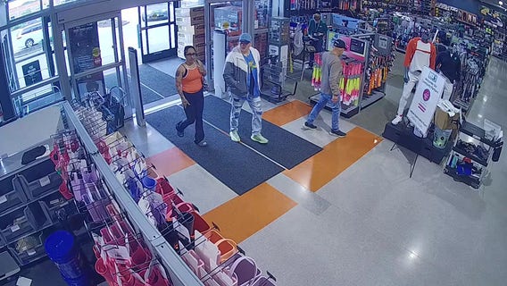 Brookfield Dick's Sporting Goods theft; police seek 2 suspects