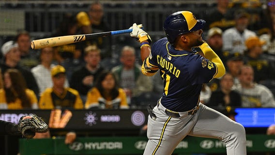 Brewers beat Pirates; Bauers, Chourio hit 2-run homers
