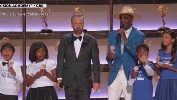 Nate Bargatze explains Boys & Girls Clubs donation bit during the Emmys