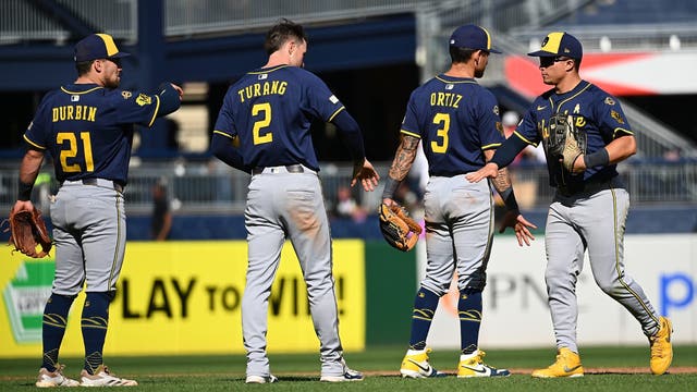 Brewers pounce on Pirates in win for a 3-game sweep