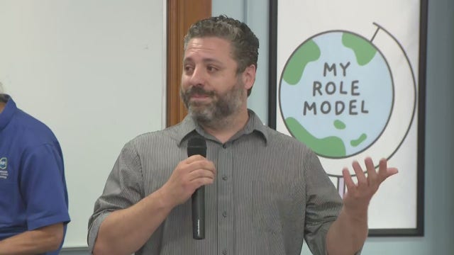 Bay View High School teacher wins $100K national teaching prize