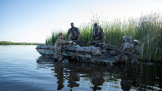 DNR reminds waterfowl hunters to boat and hunt safely