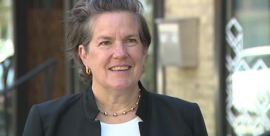 Wisconsin governor race: Missy Hughes suspends campaign