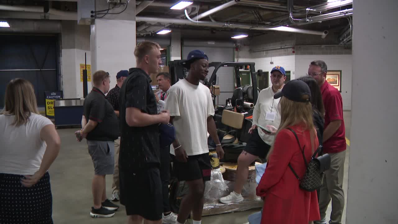 Badgers basketball bringing big games to Milwaukee this season