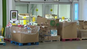 SNAP benefits at risk as shutdown enters 3rd week; Wisconsin pantries brace