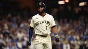 Brewers lose to Dodgers in NLCS Game 2; Los Angeles gets 2-0 lead