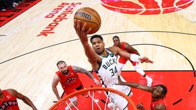 Bucks beat Raptors, Giannis Antetokounmpo scores 31 points