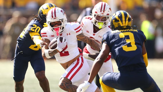 Wisconsin Badgers fall at Michigan for third straight loss