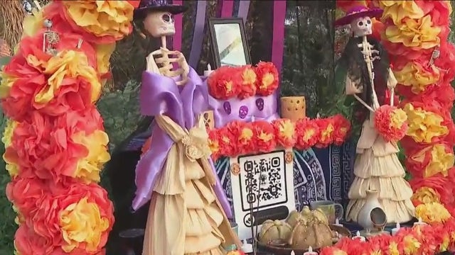 Día de Los Muertos celebration at the Mitchell Park Domes