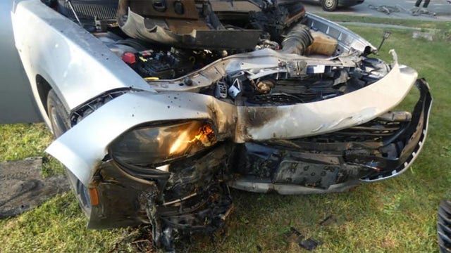 Milwaukee police chase, stolen car crashes into home; man charged