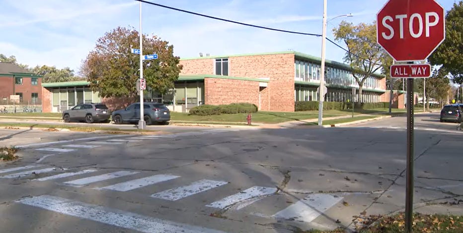 Child struck by vehicle in Cudahy; 89-year-old woman in custody