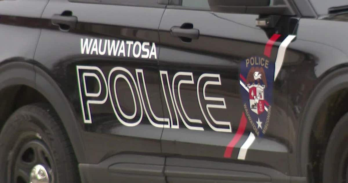 Wauwatosa police chase; driver tossed narcotics from window