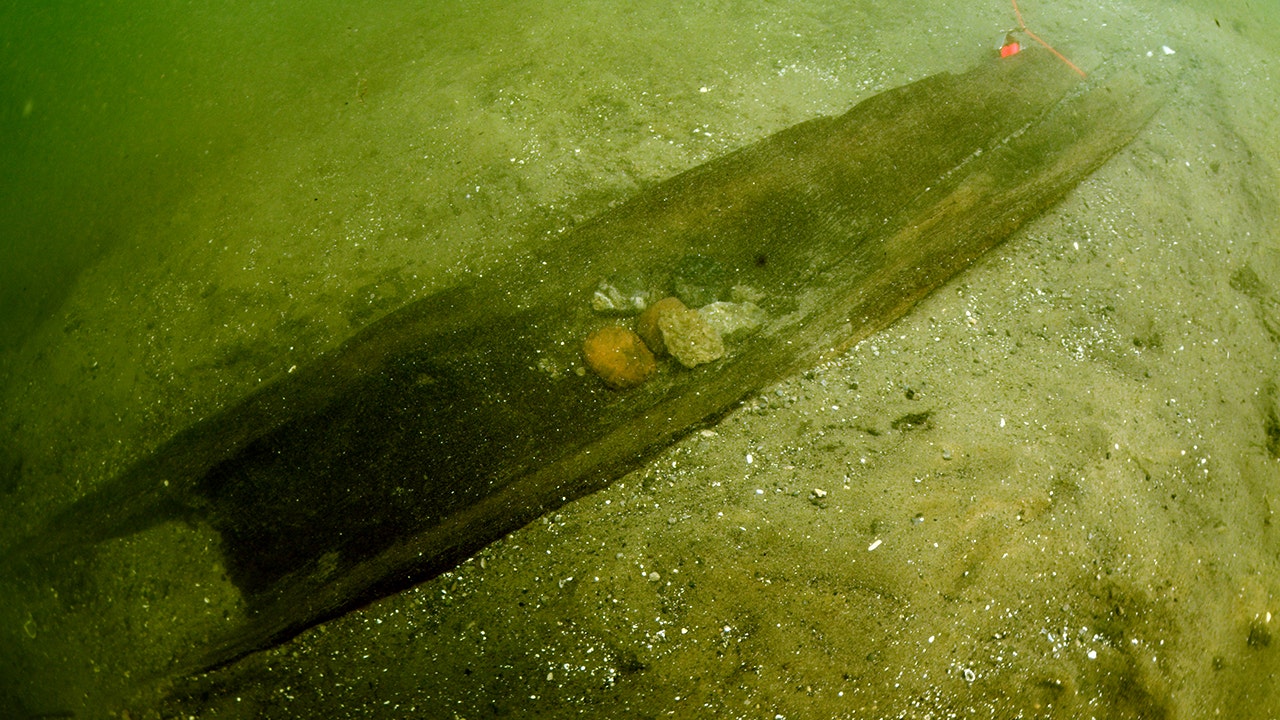 Wisconsin archaeologists identify 16 ancient canoes in Lake Mendota