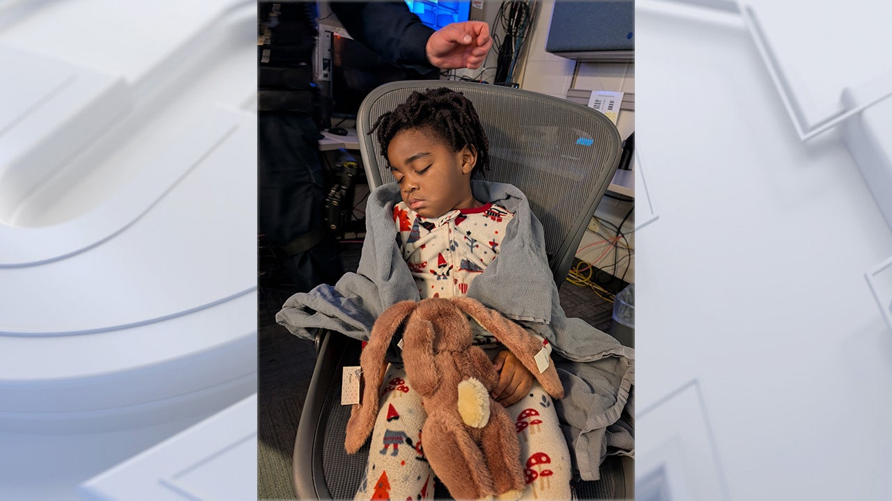 Non-verbal child found; Milwaukee police seek parents or guardians