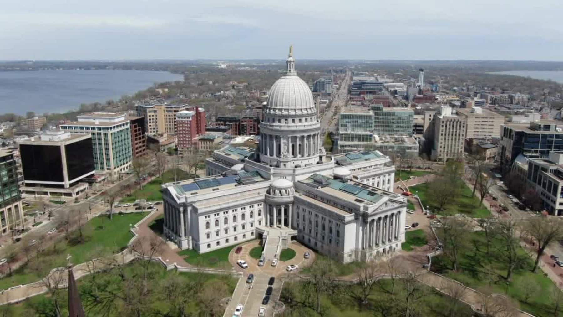 Marquette poll: Wisconsin governor race, most voters undecided