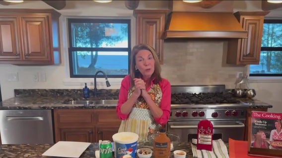 The Cooking Mom: Snickers desert dip