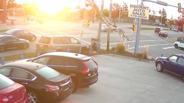 Minivan hits Milwaukee boy, no criminal charges for driver