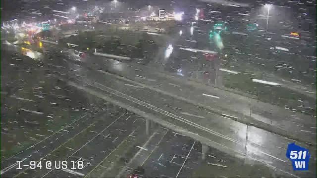 Southeastern Wisconsin snowfall; road preparation underway