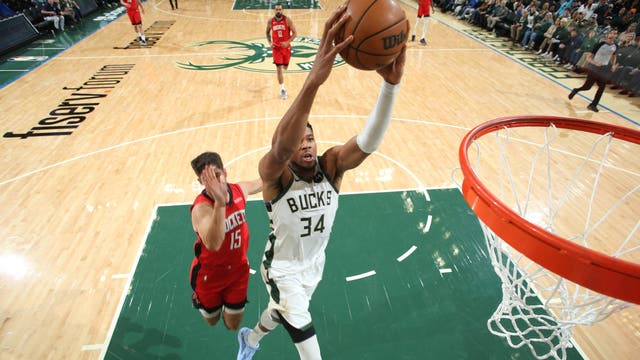 Bucks lose to Rockets in final minutes