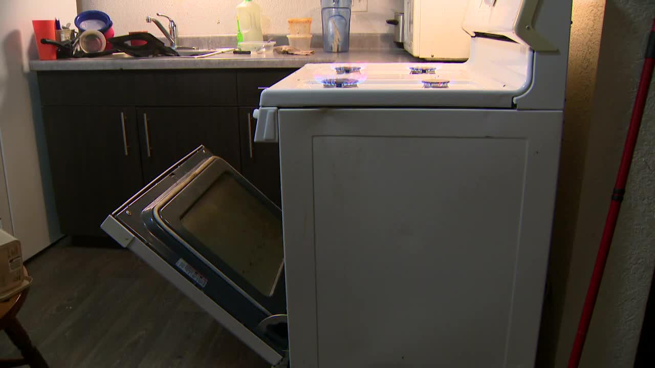 Milwaukee tenants seeks help as cold weather worsens no-heat conditions