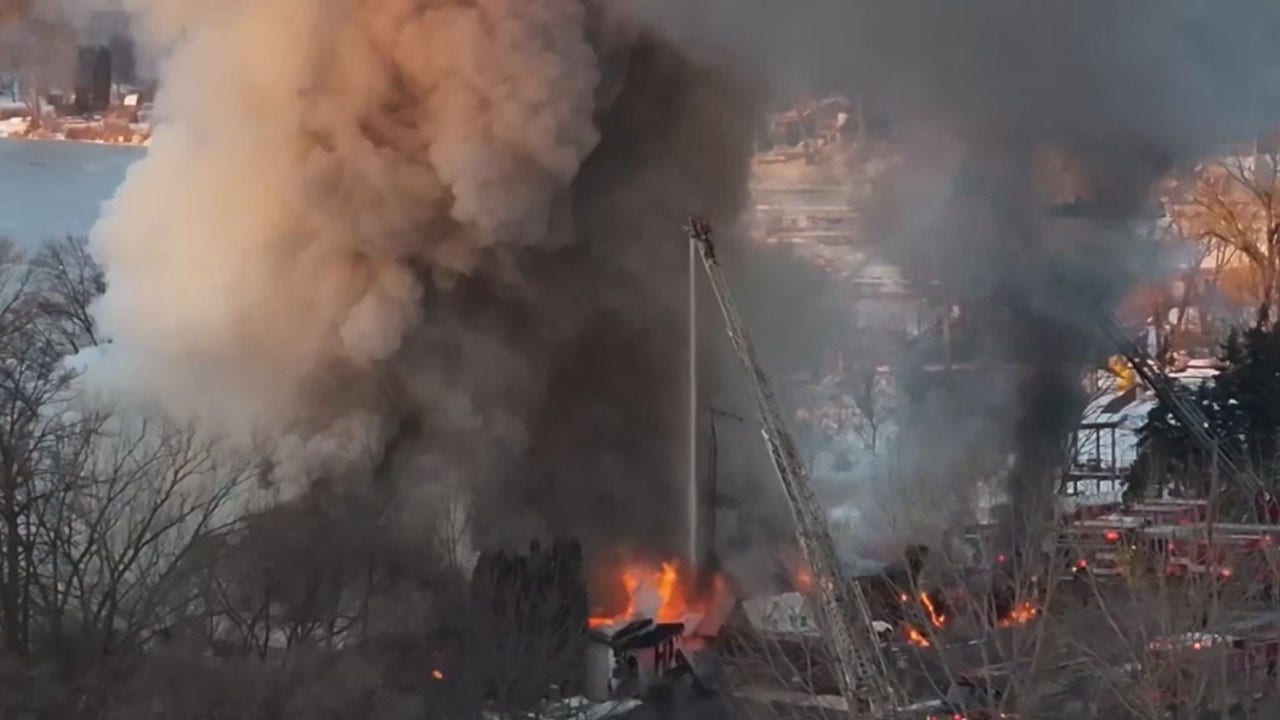 Muskego comes together after fire destroys Bass Bay Brewhouse