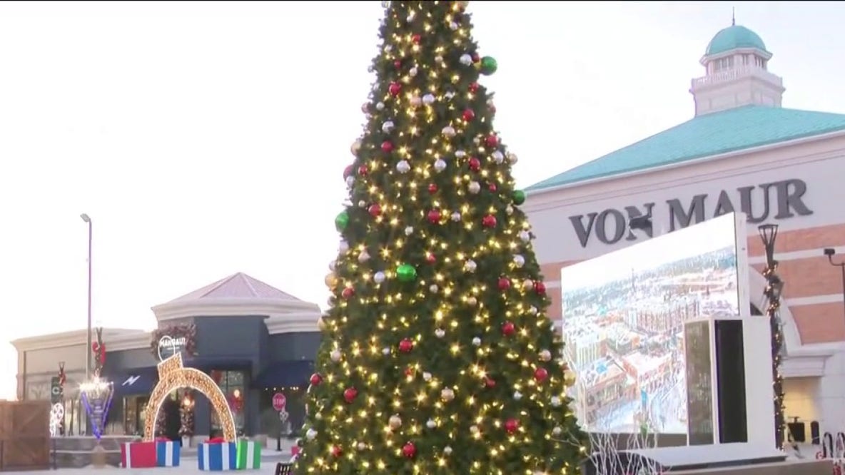 The Corners of Brookfield is perfect for last-minute holiday shopping