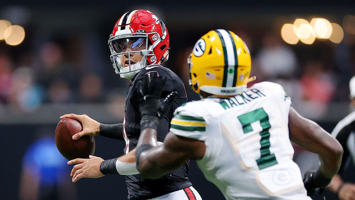 Packers sign quarterback Desmond Ridder to practice squad