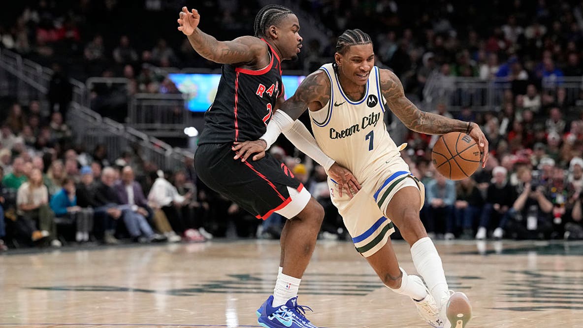 Bucks fall to Raptors, 111-105