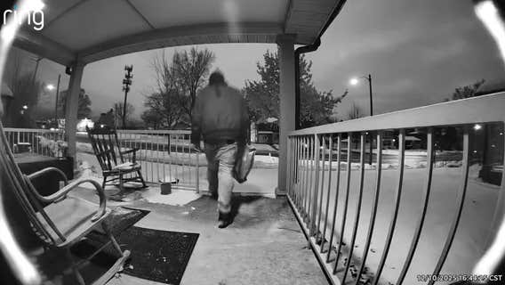 Milwaukee residents warn of rising porch piracy ahead of holidays