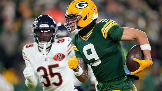 Packers top Bears at Lambeau, 28-21; earn top spot in NFC North