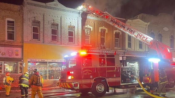 Horicon structure fire on Lake Street; 2 firefighters injured