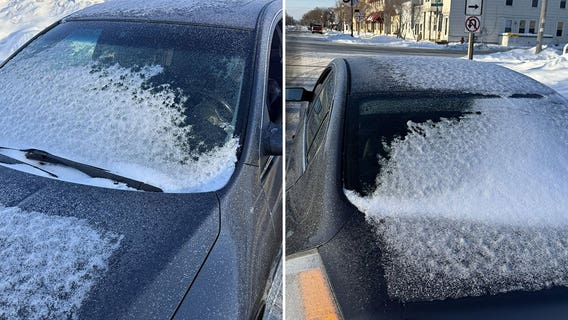 Palmyra police pull over driver; windows were covered in snow, ice