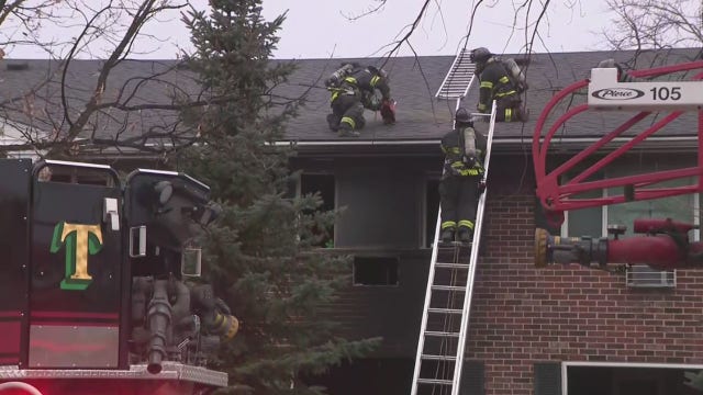 Milwaukee apartment building fire near 60th and Cold Spring