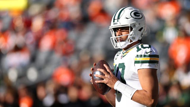 Broncos clinch playoff spot, beat Packers as Parsons exits hurt