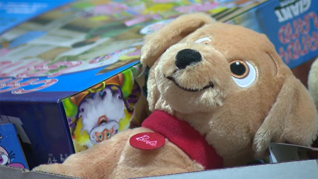 Wisconsin Freemasons Toys for Tots donation; toys, money delivered