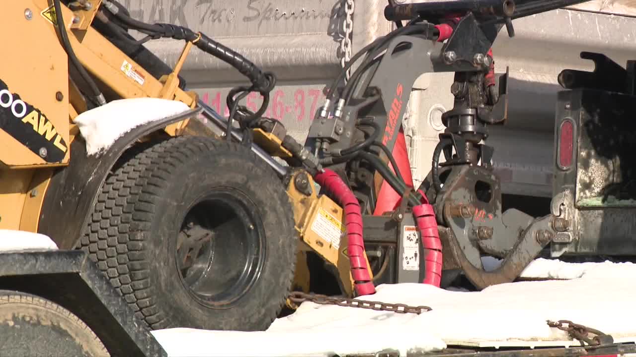 Southeast Wisconsin extreme cold; bitter temperatures stall outdoor work