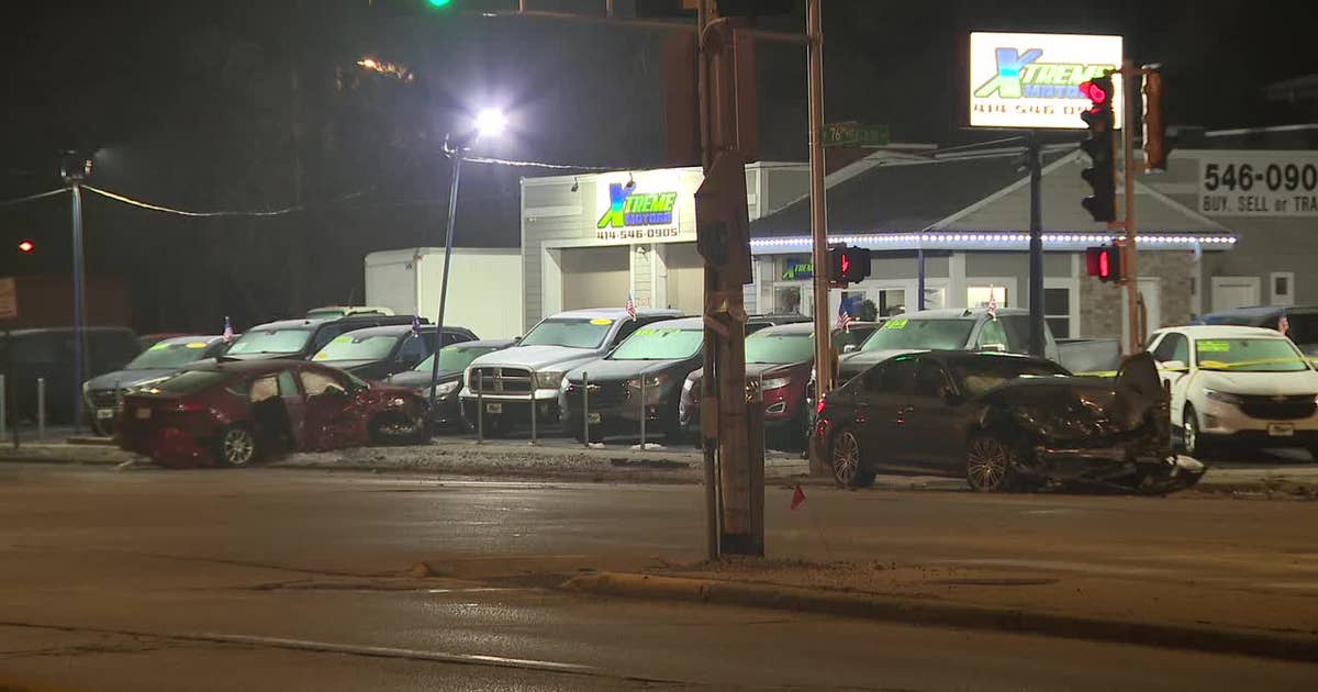 Milwaukee fatal crash near 76th and Morgan; driver taken into custody