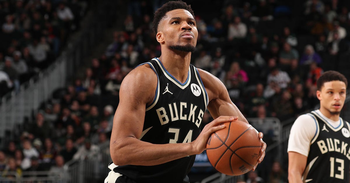 Bucks 'starting to listen' to trade offers for Giannis Antetokounmpo: report