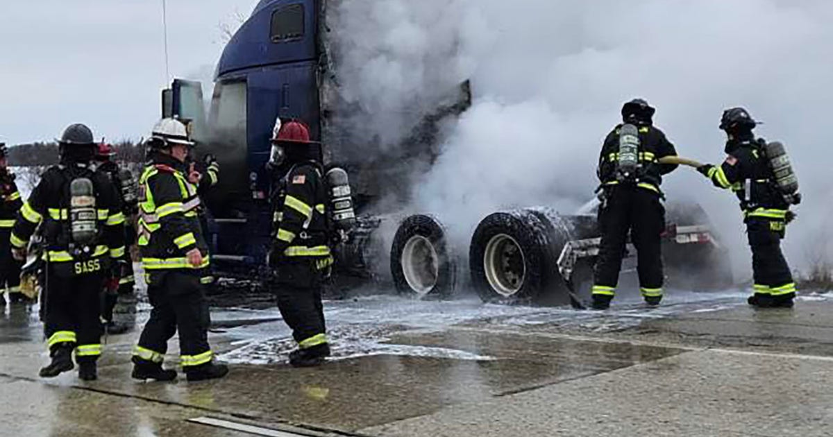 I-43 semi fire near Grafton, northbound lanes reopen after closure ...