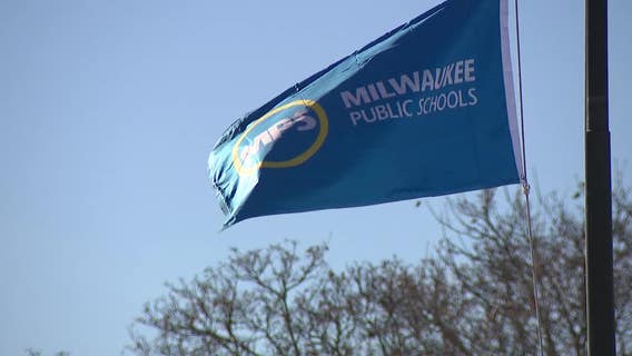 Milwaukee Public Schools payroll issue; staff paychecks missing