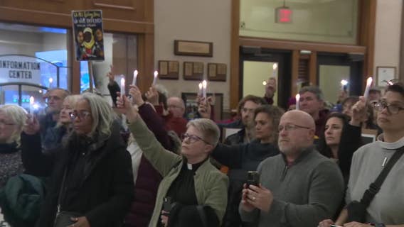 Milwaukee interfaith vigil honors Good, Pretti, impacted families